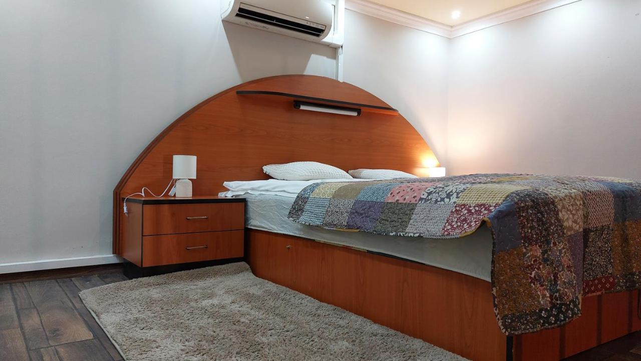 Family Apartman Gyula Luaran gambar