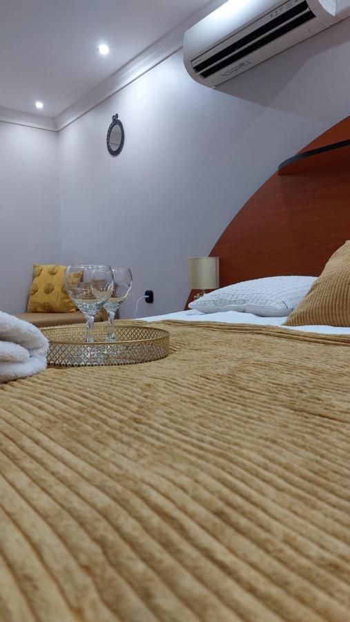 Family Apartman Gyula Luaran gambar